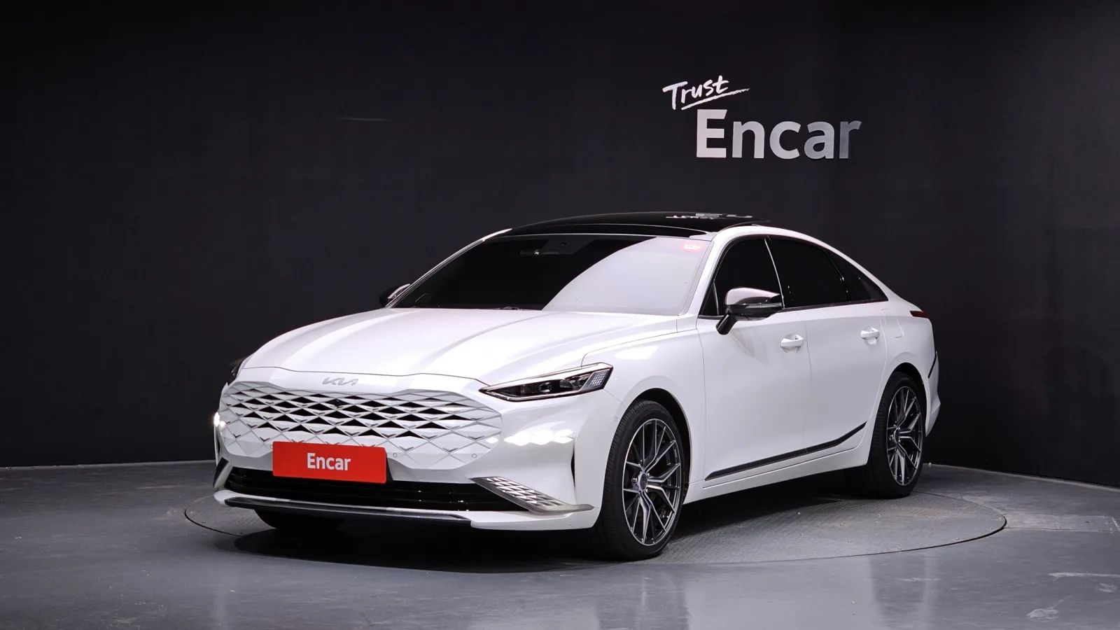 2022 Kia K8
