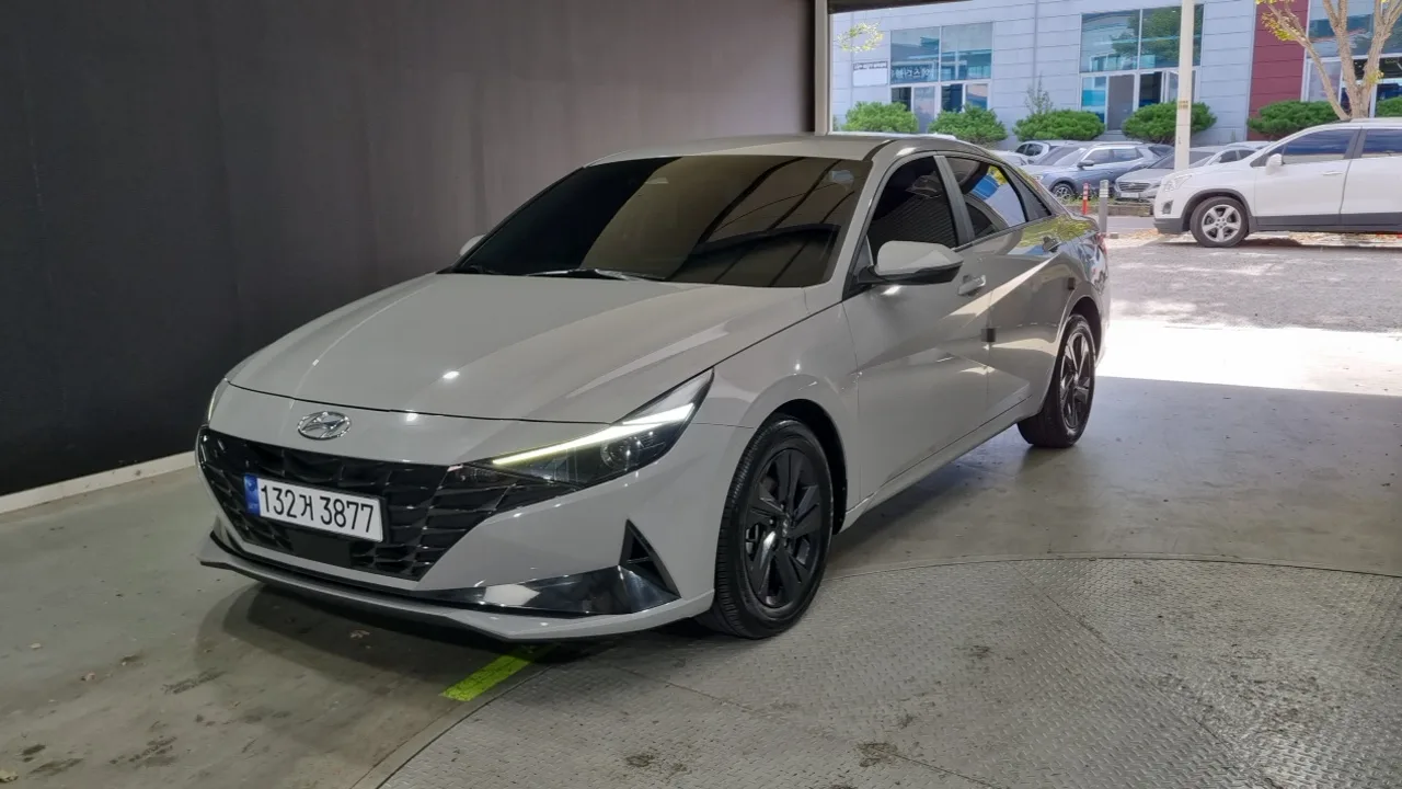 2023 Hyundai Elantra