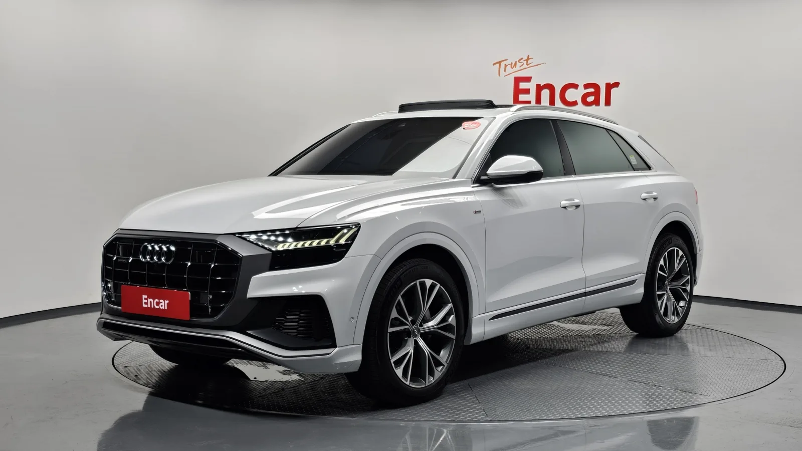 2021 Audi Q8