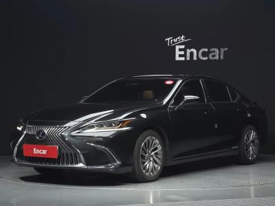 2021 Lexus ES