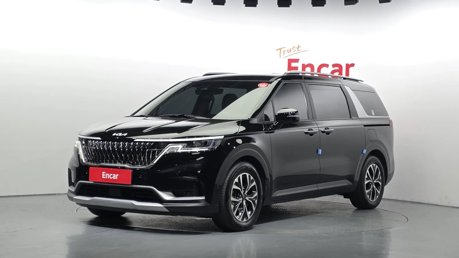 2023 Kia Carnival