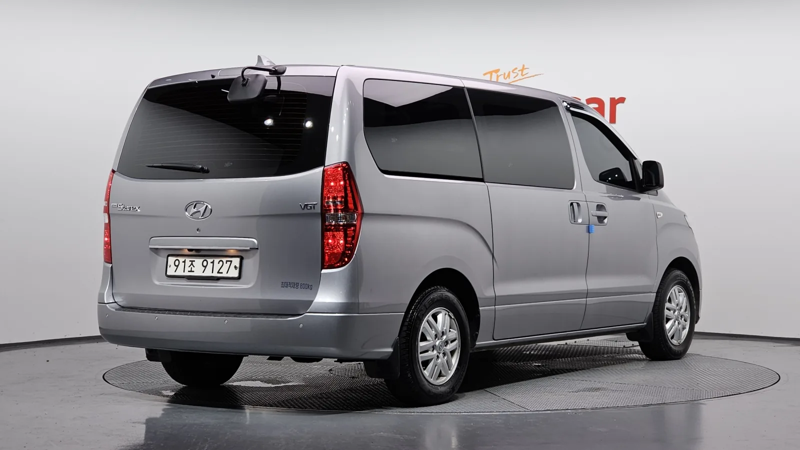 2021 Hyundai Starex