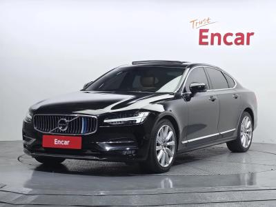 2020 Volvo S90