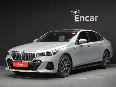 2025 BMW 5-Series