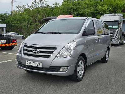 2016 Hyundai Starex