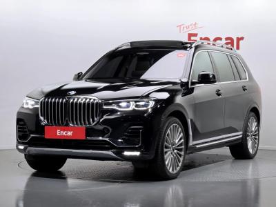 2022 BMW X7