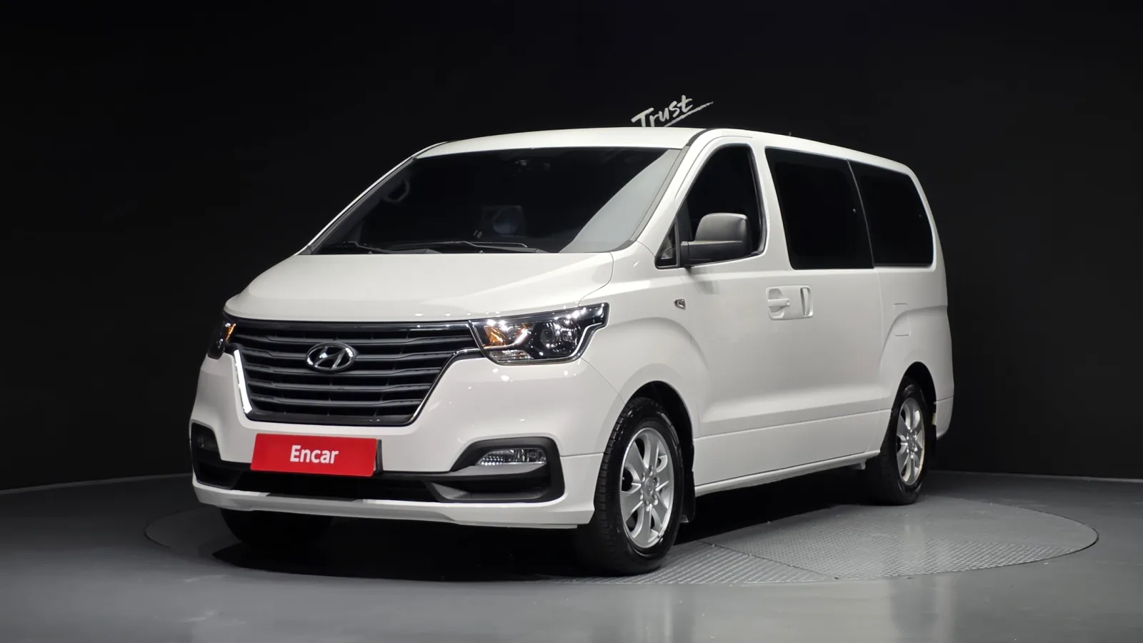 2020 Hyundai Starex