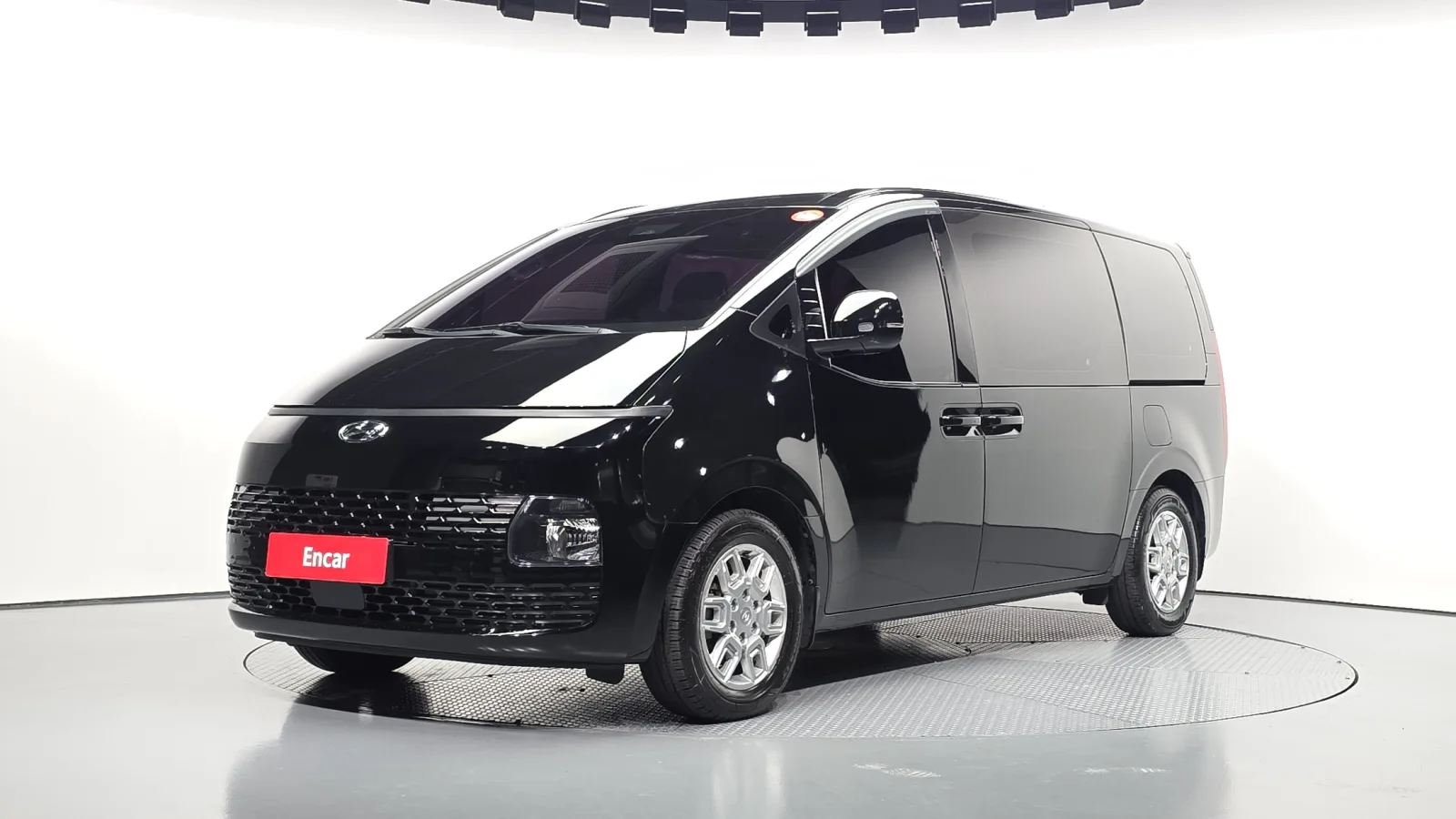2022 Hyundai Staria