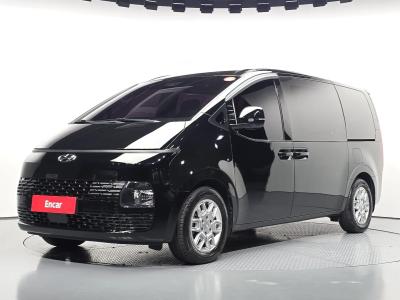 2022 Hyundai Staria
