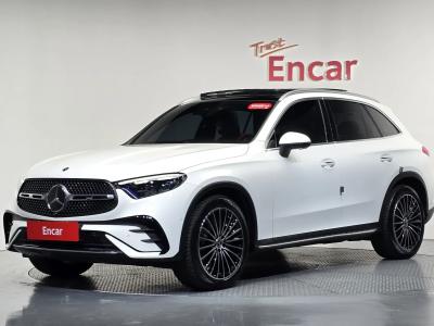 2025 Mercedes-Benz GLC-Class