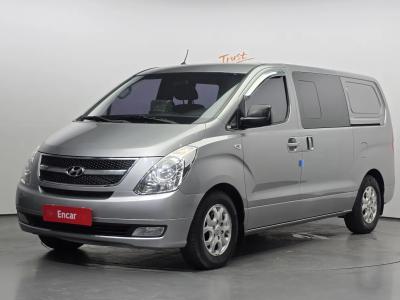 2013 Hyundai Starex