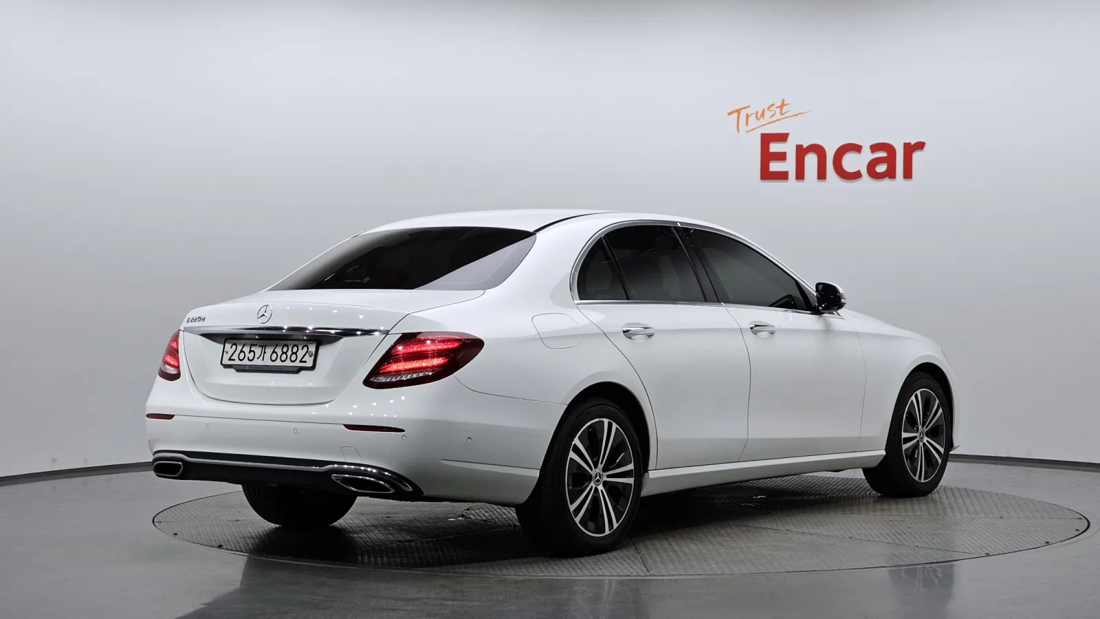 2020 Mercedes-Benz E-Class