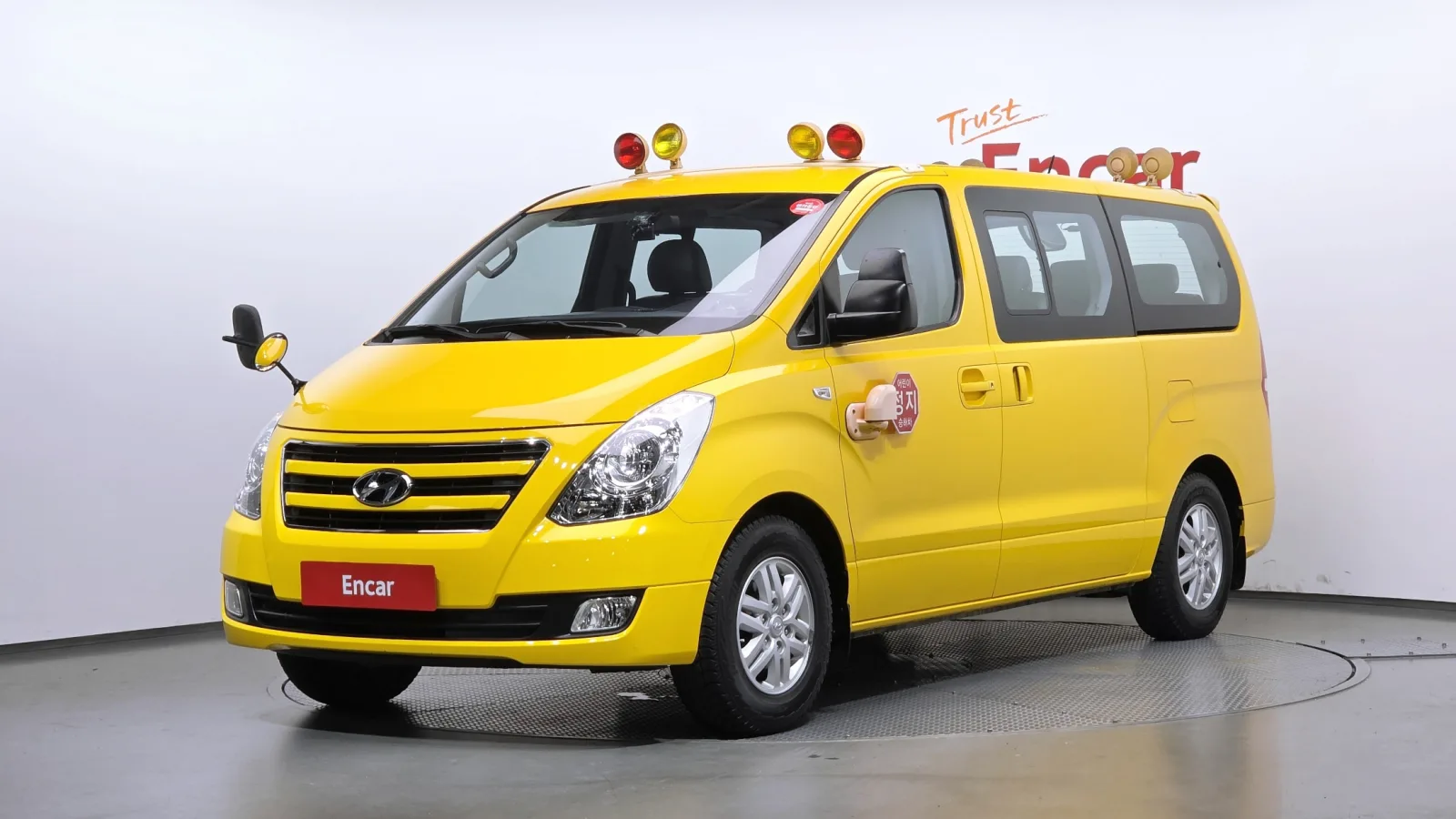 2017 Hyundai Starex