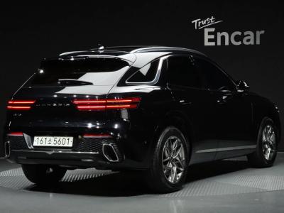2023 Genesis GV70