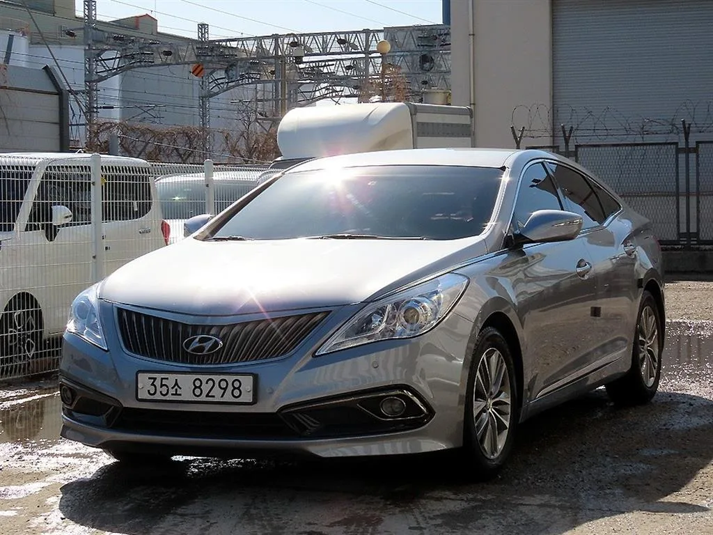 2016 Hyundai Grandeur