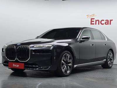 2023 BMW i7