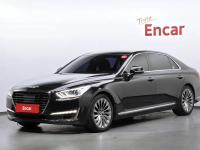 2018 Genesis EQ900