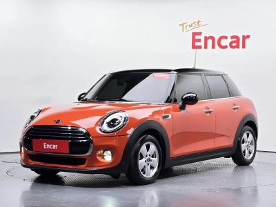 2019 MINI Cooper