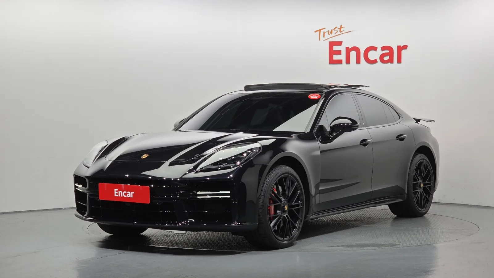 2025 Porsche Panamera