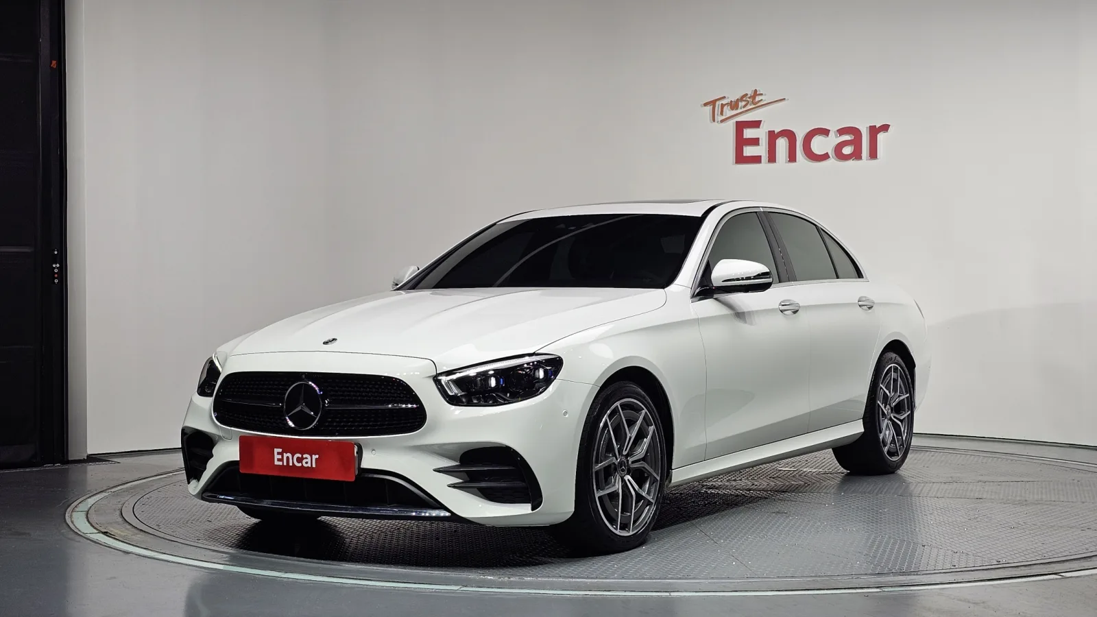 2023 Mercedes-Benz E-Class