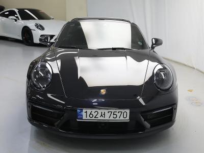 Porsche 911 2023
