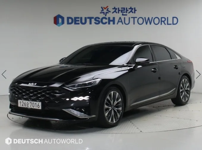 2022 Kia K8