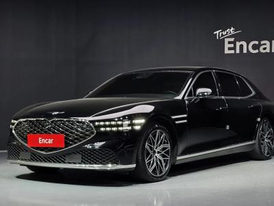 2022 Genesis G90