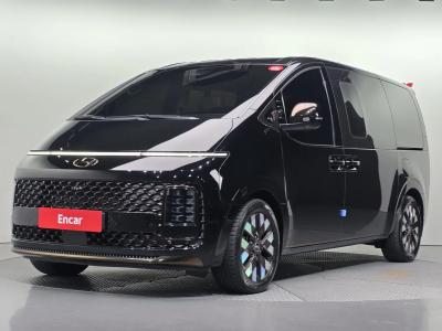 2022 Hyundai Staria