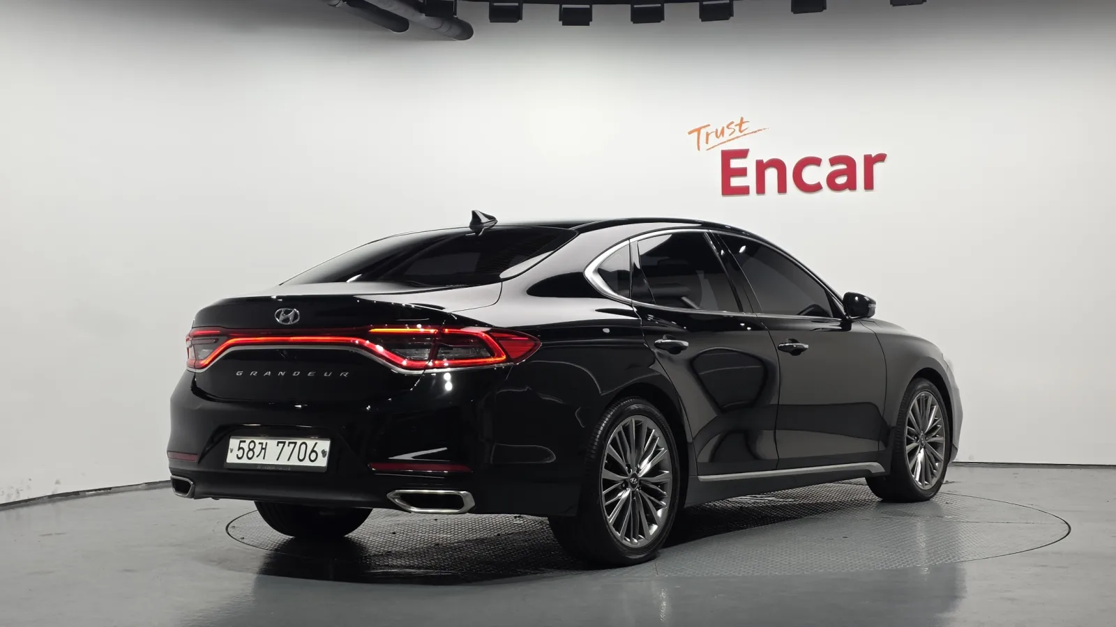 2018 Hyundai Grandeur
