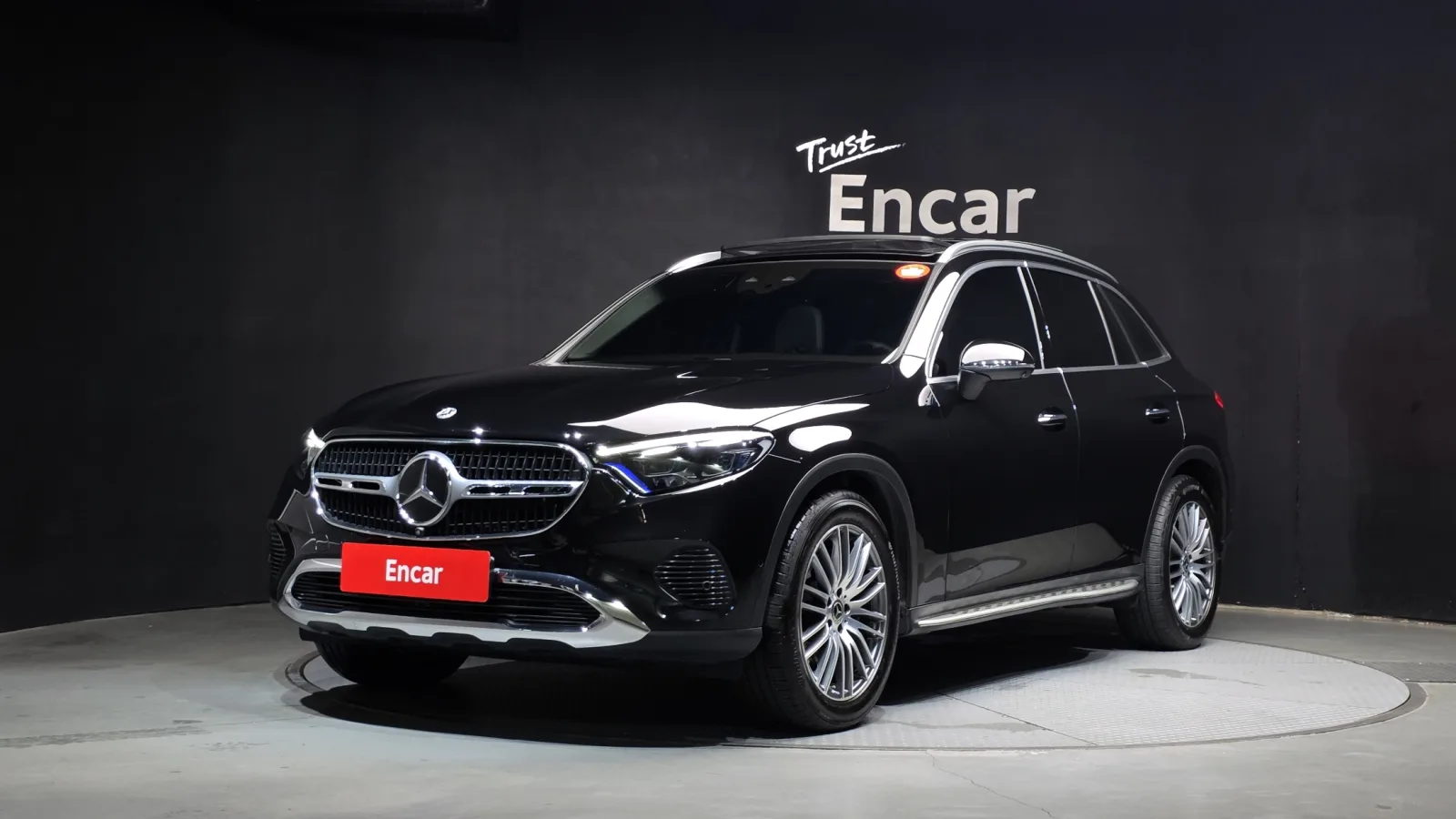 2024 Mercedes-Benz GLC-Class