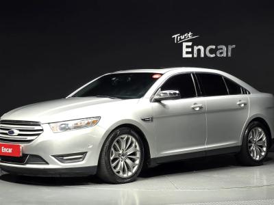 2013 Ford Taurus