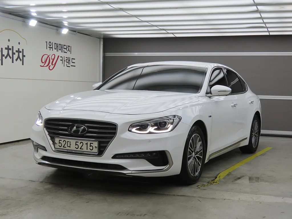 2018 Hyundai Grandeur