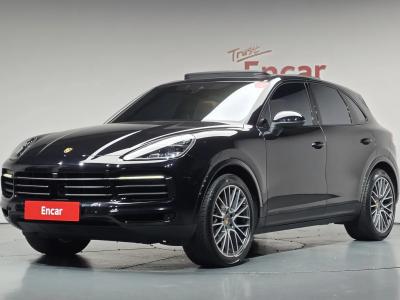 2022 Porsche Cayenne