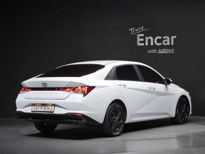 2022 Hyundai Elantra