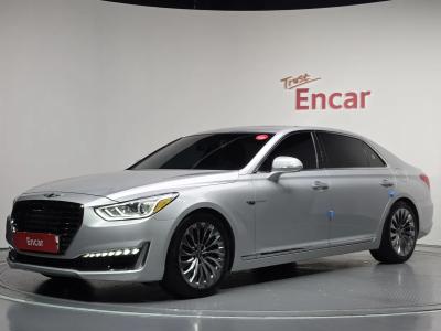 2018 Genesis EQ900
