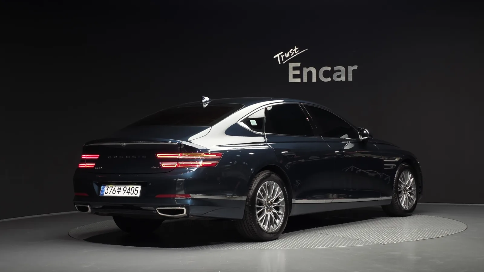 2023 Genesis G80