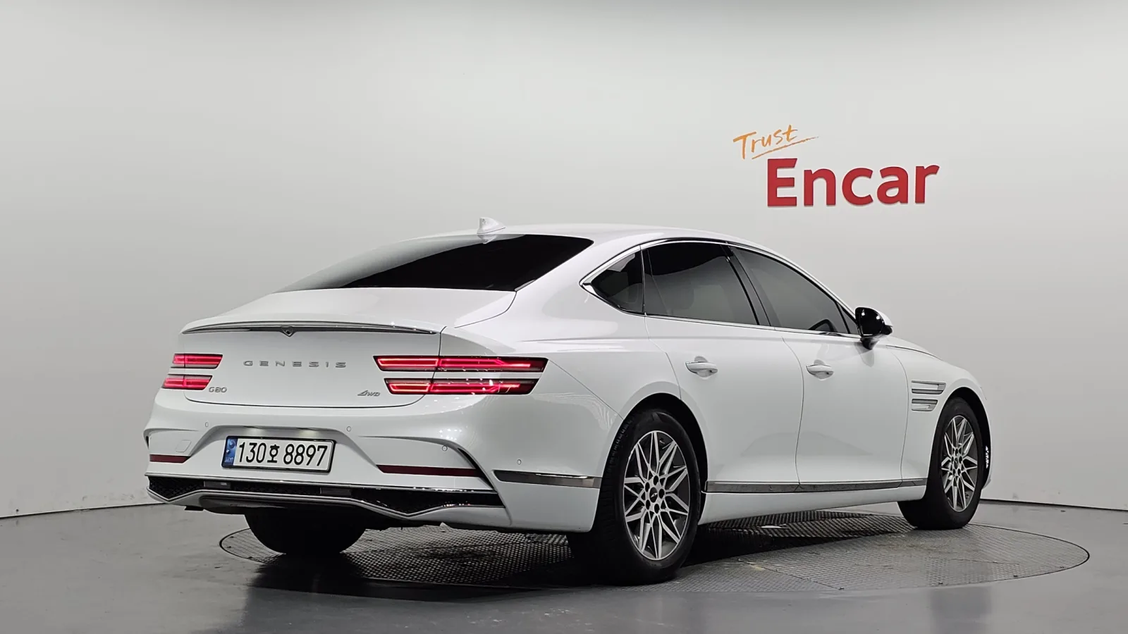 2025 Genesis G80