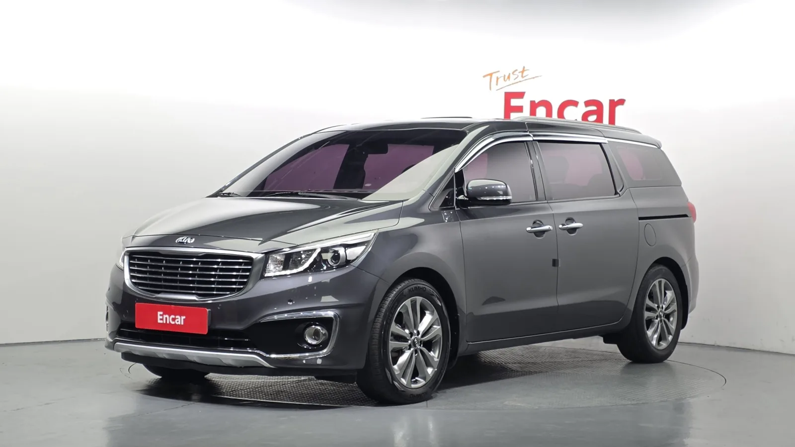 2015 Kia Carnival