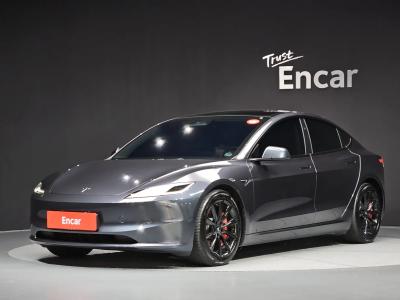 2025 Tesla Model 3