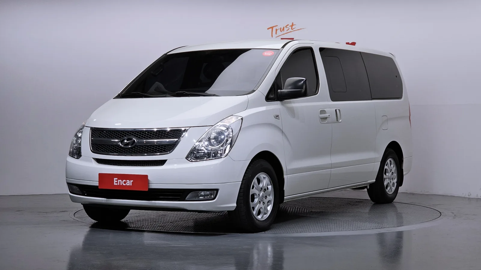 2011 Hyundai Starex