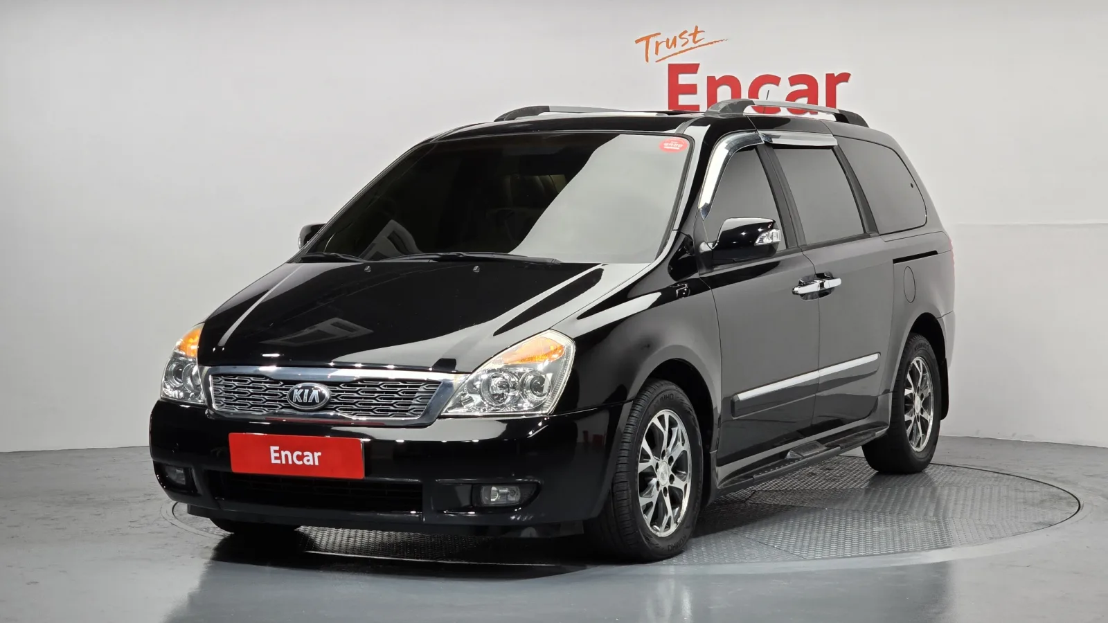 2014 Kia Carnival