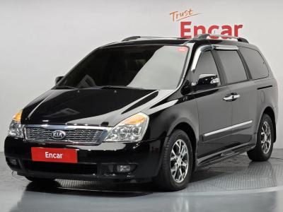 2014 Kia Carnival
