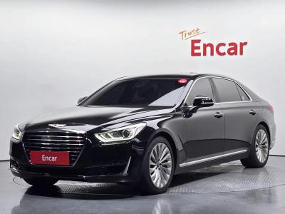 2018 Genesis EQ900