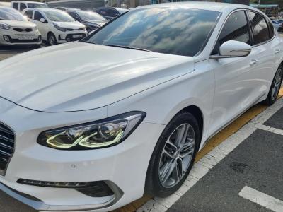2018 Hyundai Grandeur