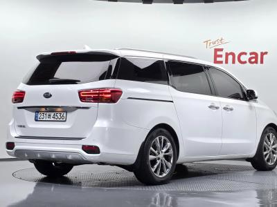 2019 Kia Carnival