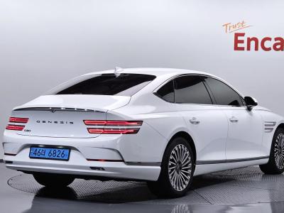 2022 Genesis G80