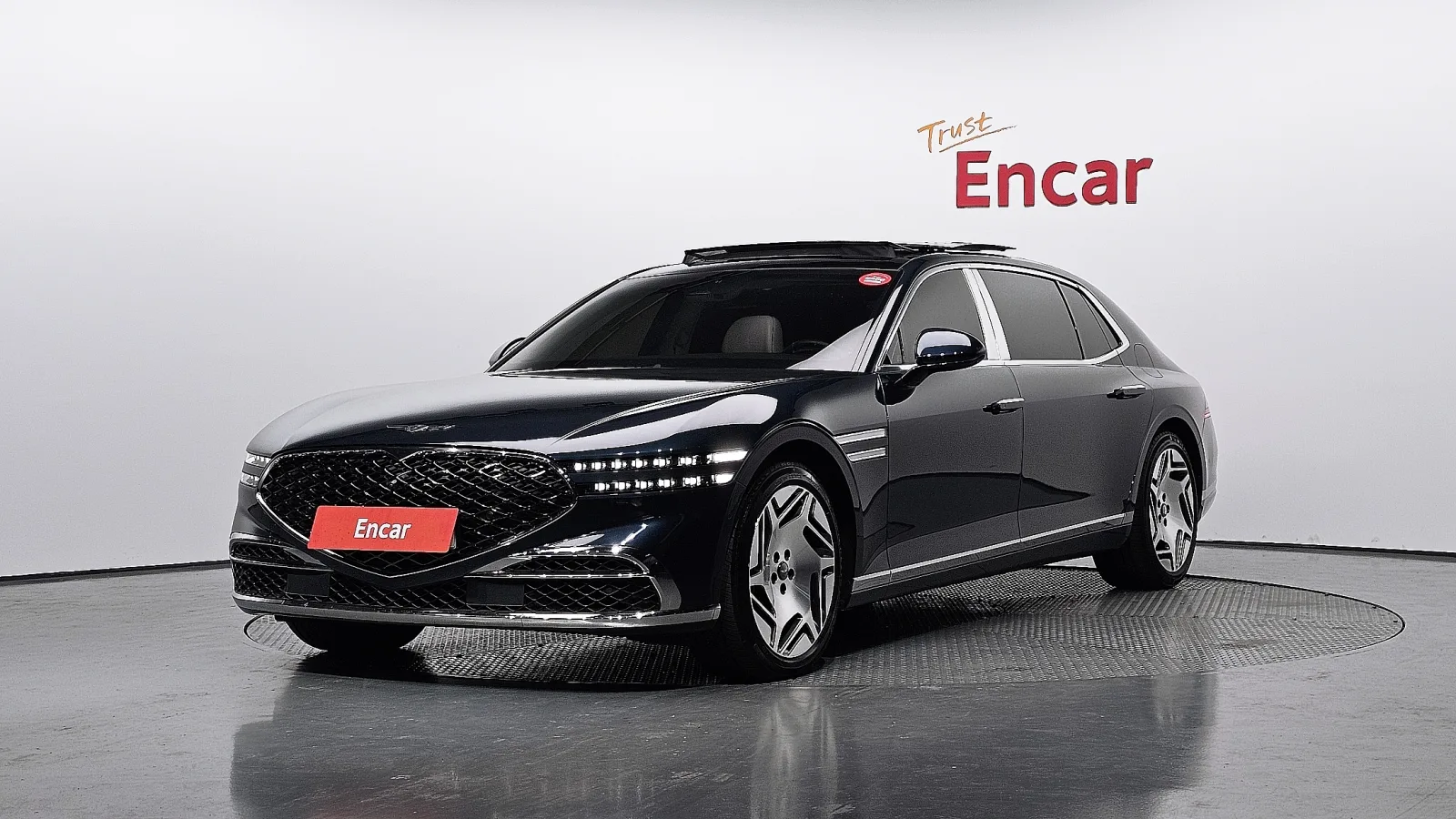 2022 Genesis G90