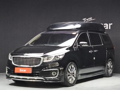 2015 Kia Carnival