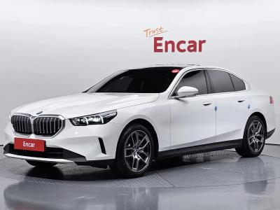 2024 BMW 5-Series
