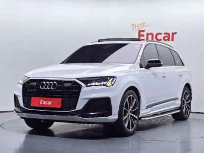 2021 Audi Q7